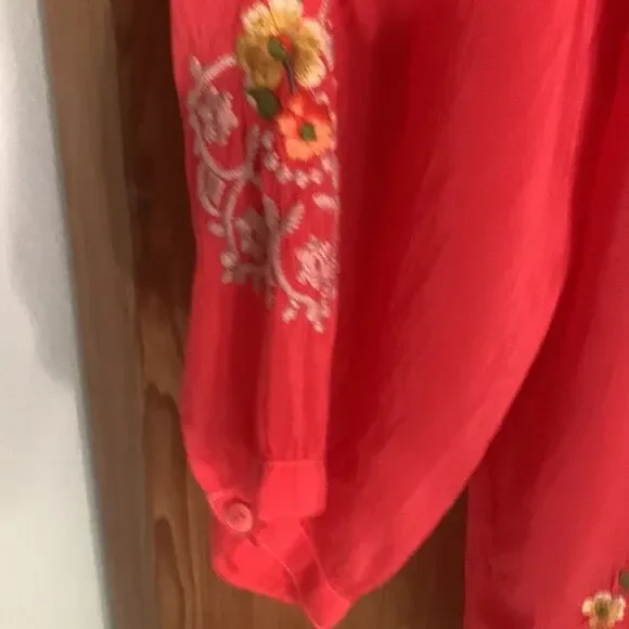 Johnny Was coral embroidered floral tunic top - Picture 6 of 8